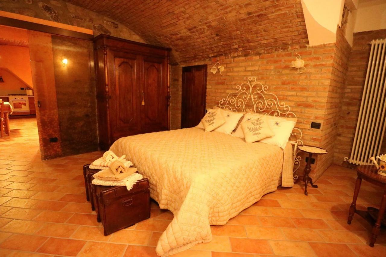 B&B La Corte Suites Саліче-Терме Екстер'єр фото